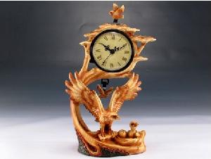 WOOD LIKE EAGLE CLOCK