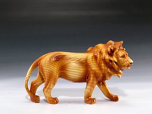 WOODLIKE LION