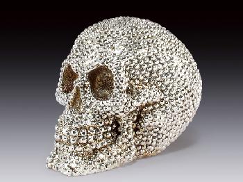 SKULL STATUE SILVER DIAMOND