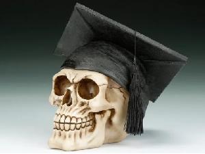 SKULL-GRADUATE CAP